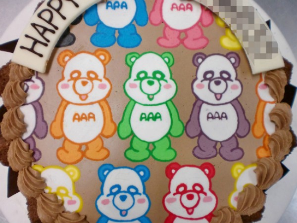 定番じゃないクリスマスケーキも・・・サムネイル